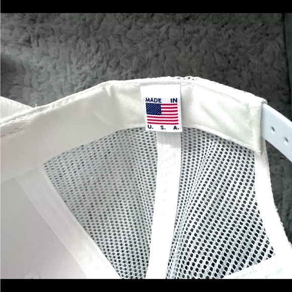 Stars And Stripes Trump Campaign Maga Hat - Picture 2 of 5